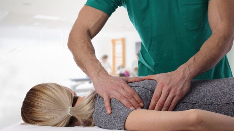Illustration of spine alignment with chiropractor treatment showing chiropractic care services at a chiropractic clinic in Milton.